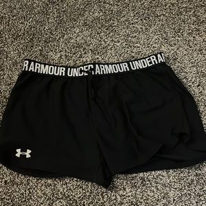 Black under armour athletic shorts